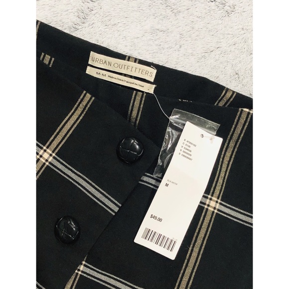 Urban Outfitters Plaid Mini Black Buttoned Skirt - Picture 2 of 4